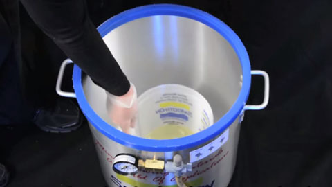 How To Vacuum Degas Urethane Resin - Smooth Cast™ 326